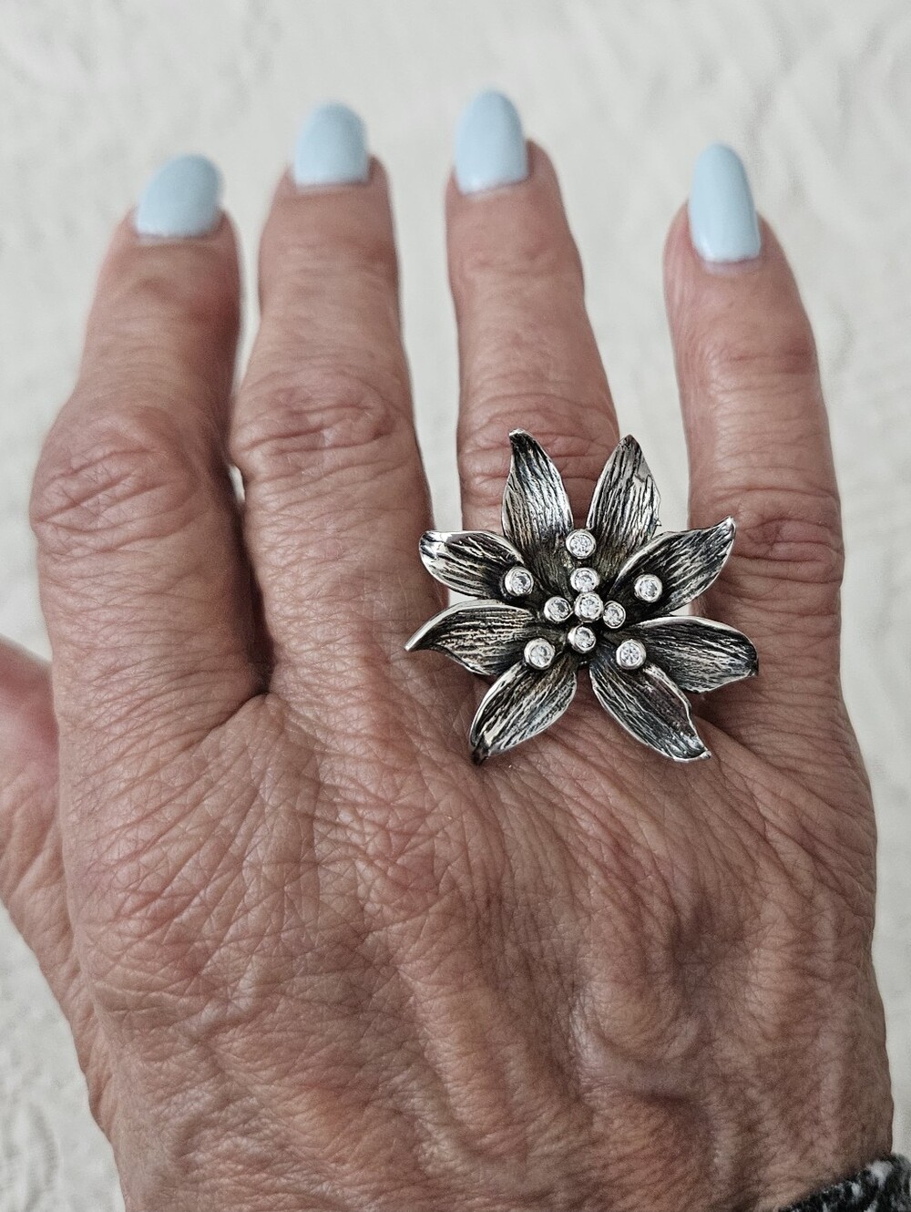 Sterling Silver Floal Ring 7